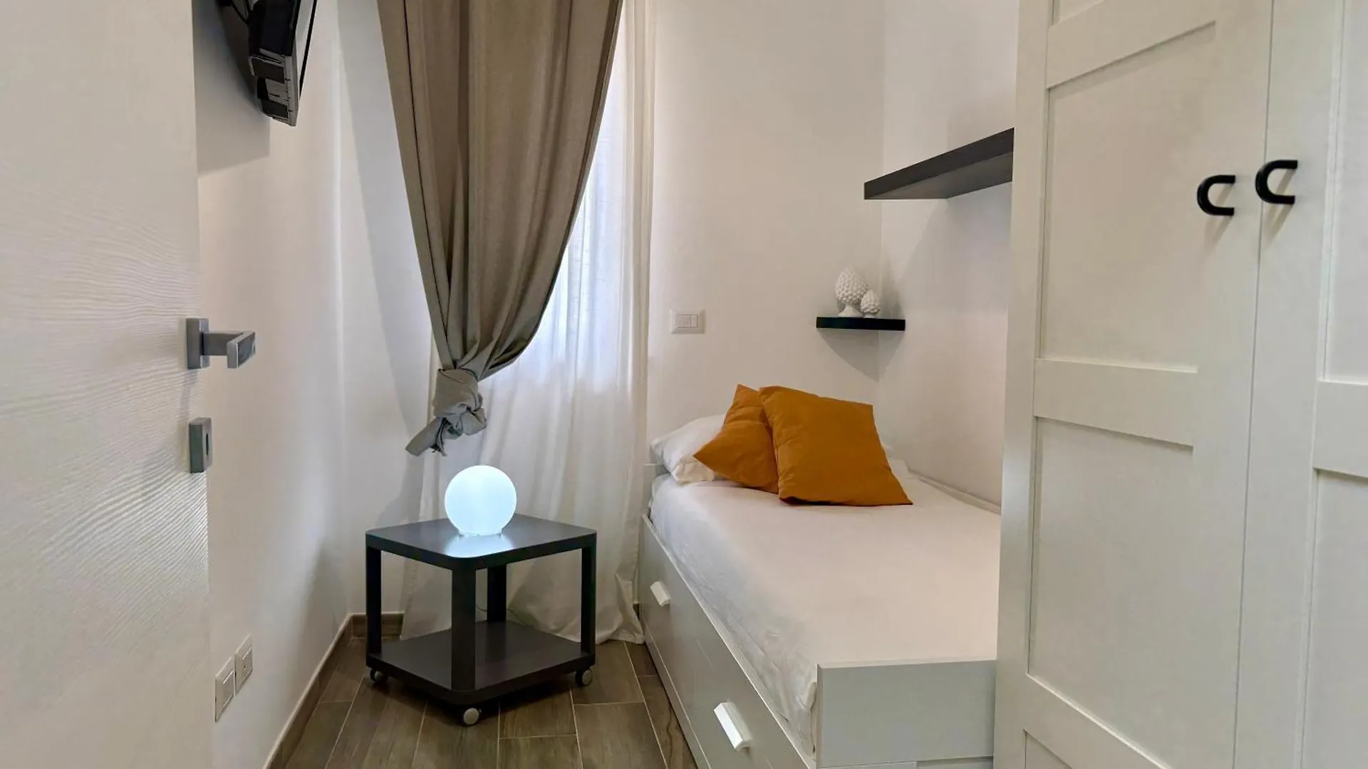 Sciara Marina, Fiumefreddo Di Sicilia, Nuova Struttura Apartmán